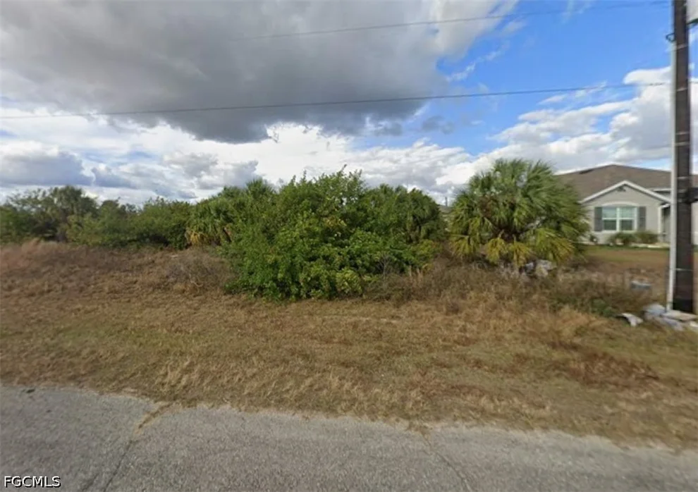 Unit for sale at 526 Glendale Avenue, Labelle, FL 33935