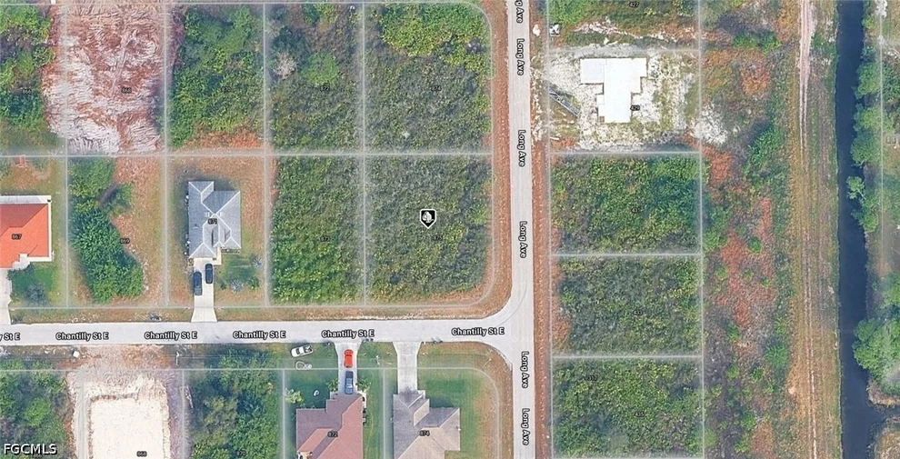 Unit for sale at 875 Chantilly Street E, Lehigh Acres, FL 33974