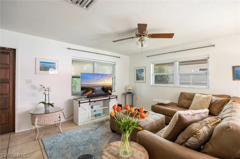 Unit for sale at 793 91st Avenue N, Naples, FL 34108