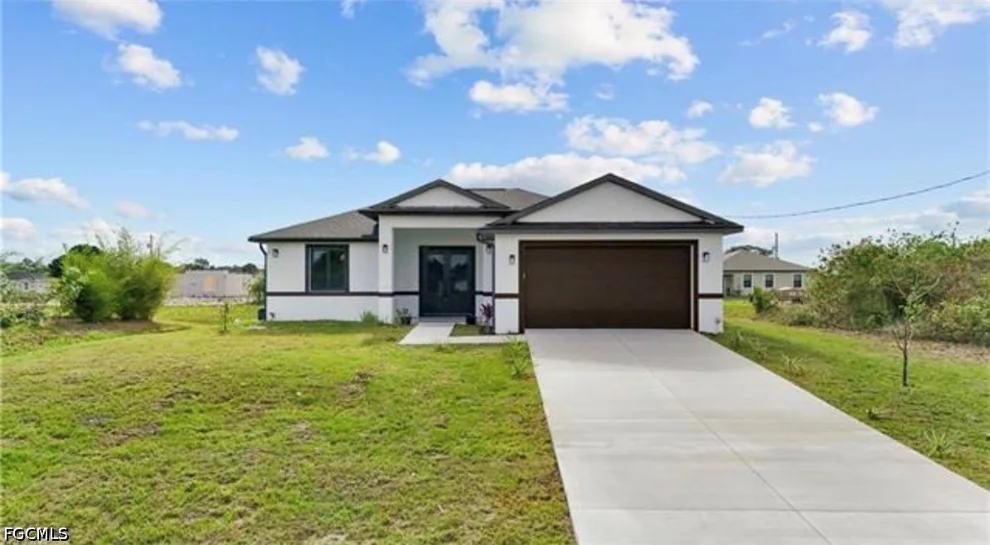 Unit for sale at 9003 W Crow Circle, Labelle, FL 33935
