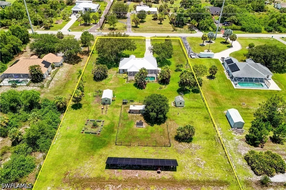 Unit for sale at 921 47th Avenue NE, Naples, FL 34120