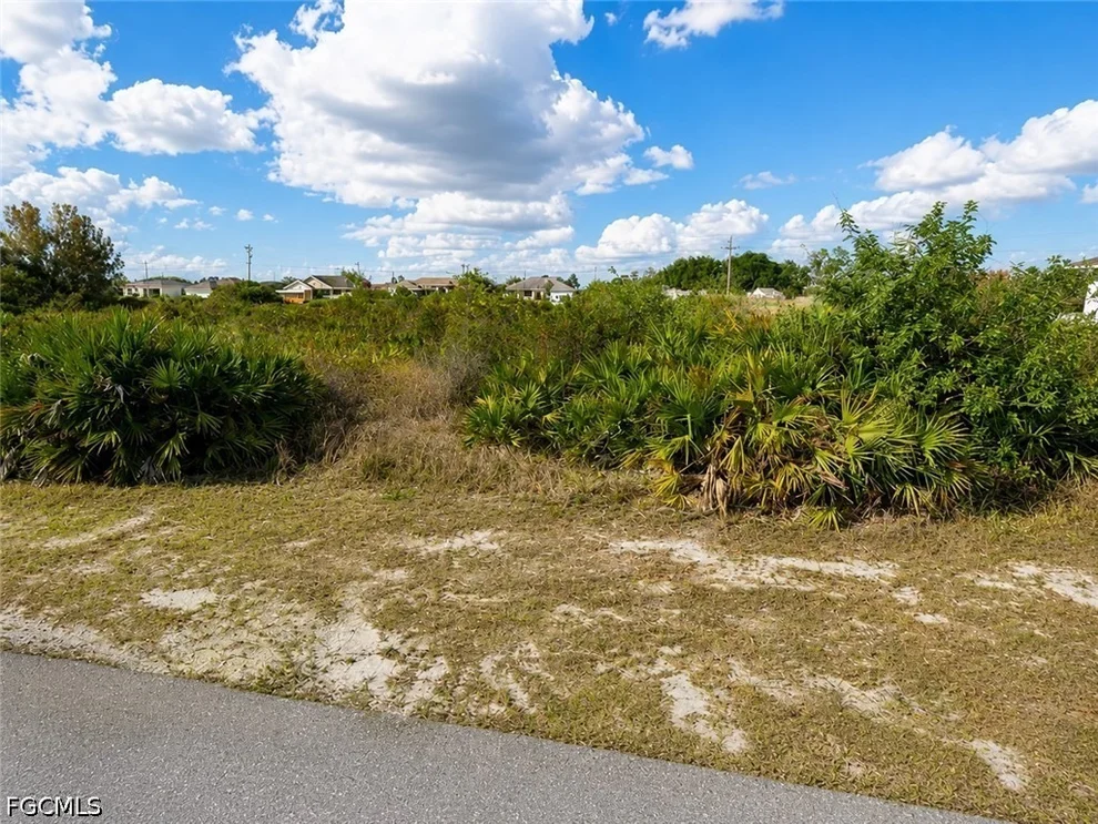 Unit for sale at 3114 24th Street SW, Lehigh Acres, FL 33976