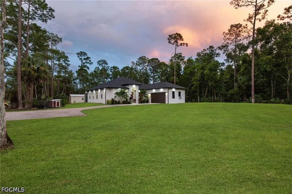 Unit for sale at 106 18th Avenue NE, Naples, FL 34120