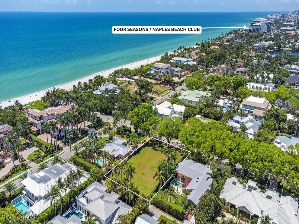 Unit for sale at 140 2nd Avenue N, Naples, FL 34102