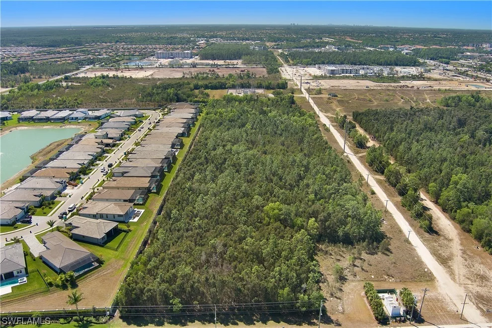 Unit for sale at 3810 Hacienda Lakes Parkway, Naples, FL 34114