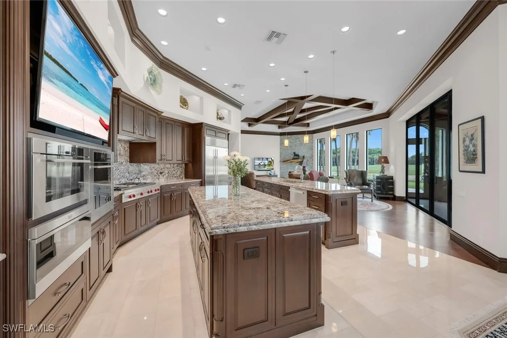 Unit for sale at 11507 Peregrine Ct, Naples, FL 34120