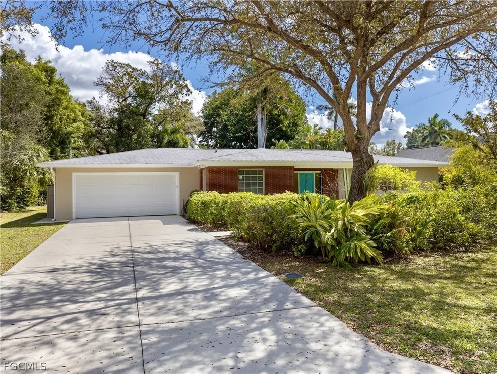 Unit for sale at 3517 Stuart Court, Fort Myers, FL 33901