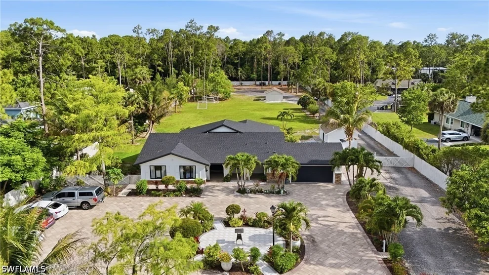 Unit for sale at 5930 Sea Grass Lane, Naples, FL 34116