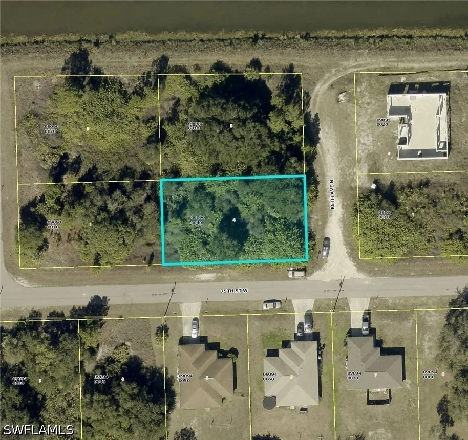 Unit for sale at 7501 Beth Avenue N, Lehigh Acres, FL 33971