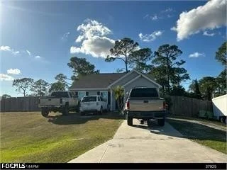 Unit for sale at 5002 Early Lane, Labelle, FL 33635
