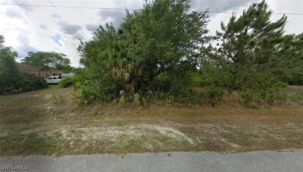 Unit for sale at 715 MCKINLEY Avenue, Lehigh Acres, FL 33972