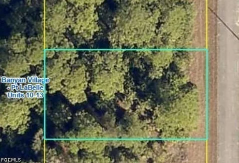 Unit for sale at 510 Sussex Lane, Labelle, FL 33935