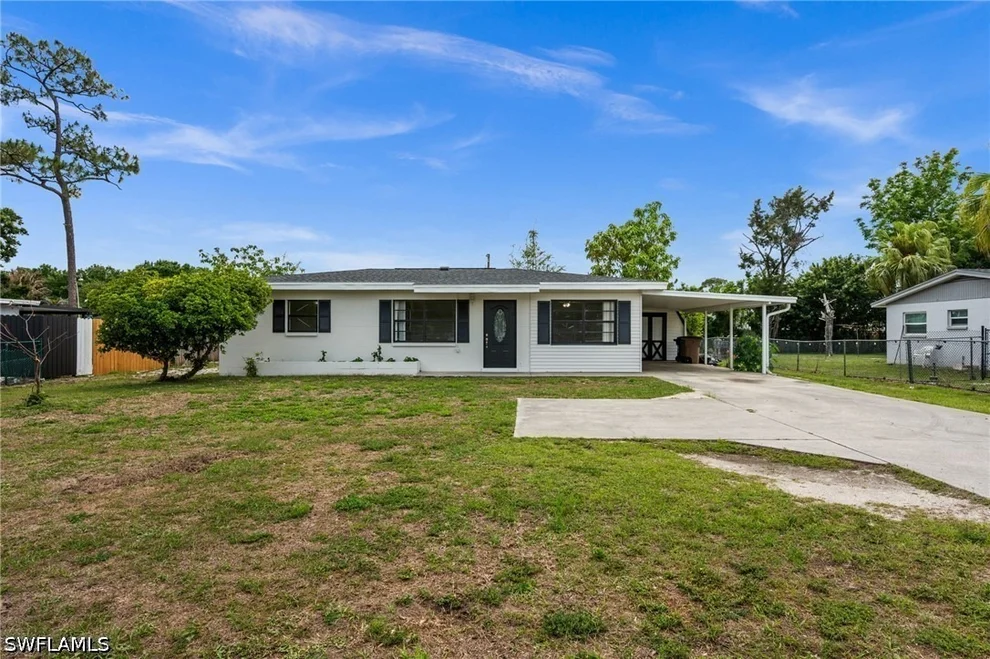 Unit for sale at 404 Leeland Heights Boulevard W, Lehigh Acres, FL 33936