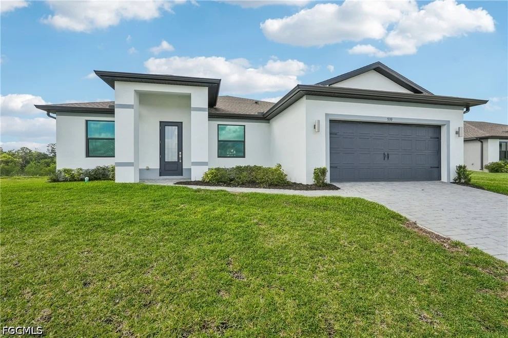 Unit for sale at 939 Admiral Bull Halsey Avenue, Labelle, FL 33935