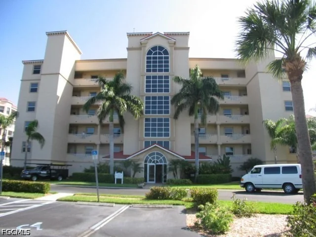 Unit for sale at 15160 Harbour Isle Drive, Fort Myers, FL 33908