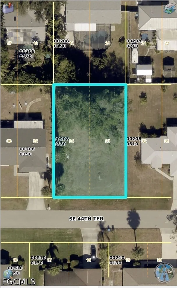 Unit for sale at 137 SE 44th Terrace, Cape Coral, FL 33904