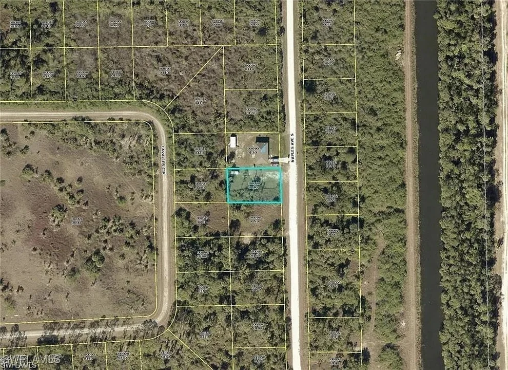 Unit for sale at 452 Naples Avenue S, Lehigh Acres, FL 33974
