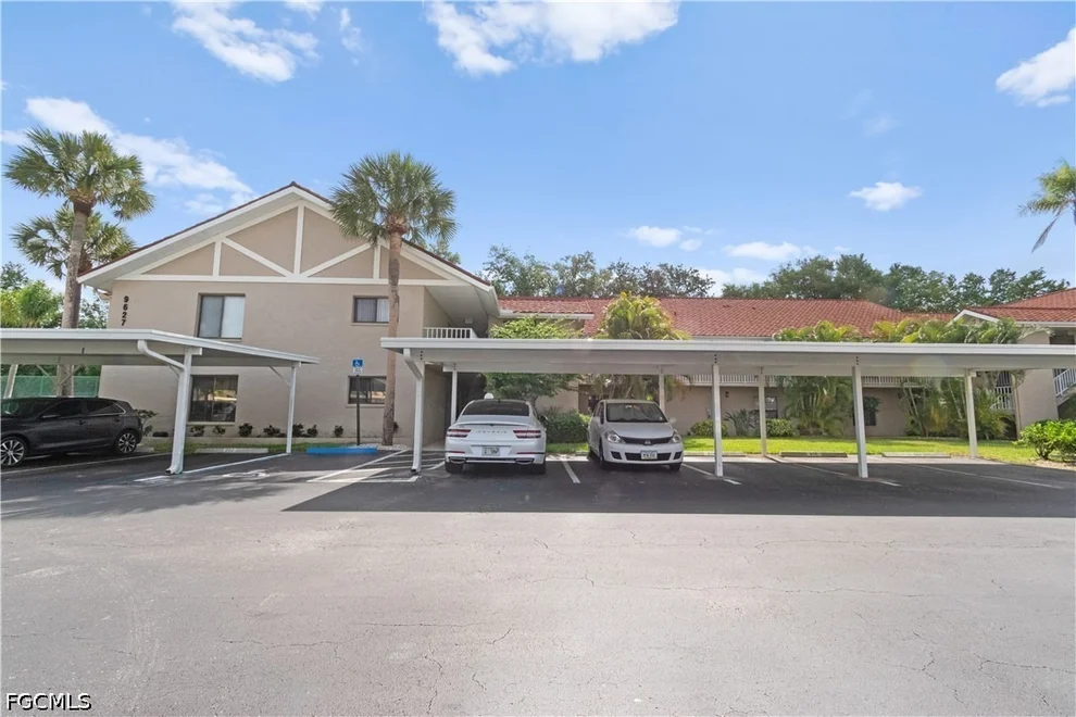 Unit for sale at 9627 Eaton Gardens Lane, Fort Myers, FL 33919