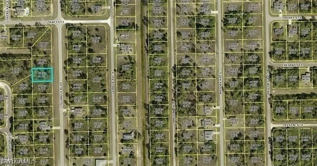 Unit for sale at 430 Columbus Boulevard S, Lehigh Acres, FL 33974