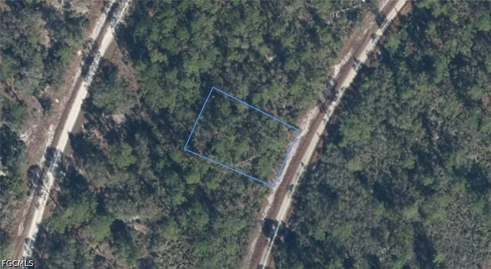 Unit for sale at 818 Hollywood Street, Lake Placid, FL 33852