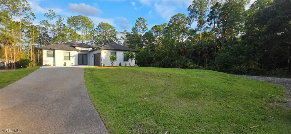 Unit for sale at 598 2nd Street SE, Naples, FL 34117