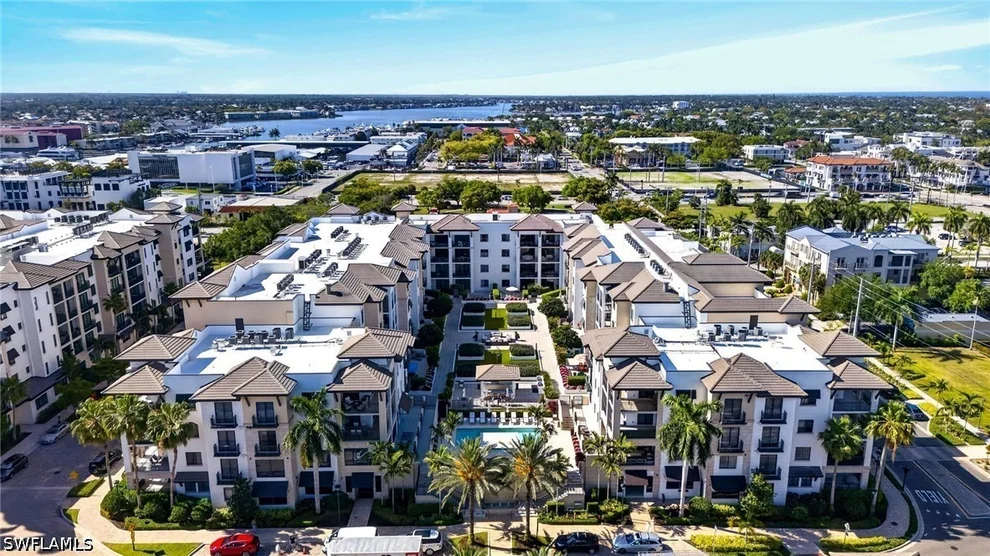Unit for sale at 1030 3RD Avenue S, Naples, FL 34102