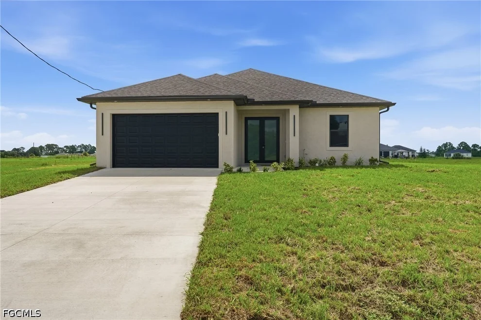 Unit for sale at 9014 Lawn Court, Labelle, FL 33935