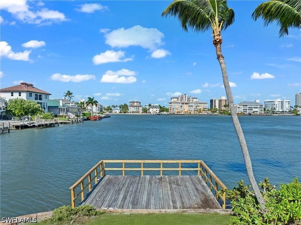 Unit for sale at 366 Pine Avenue, Naples, FL 34108