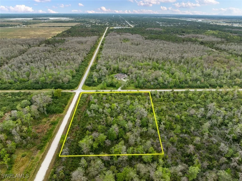 Unit for sale at 47th Ave NW and Wilson Blvd, Naples, FL 34120