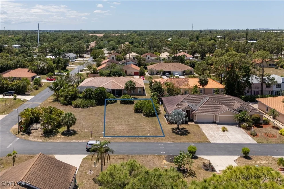 Unit for sale at 11273 Coimbra Lane, Bonita Springs, FL 34135
