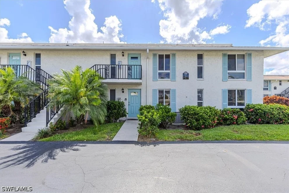 Unit for sale at 215 Palm Drive, Naples, FL 34112