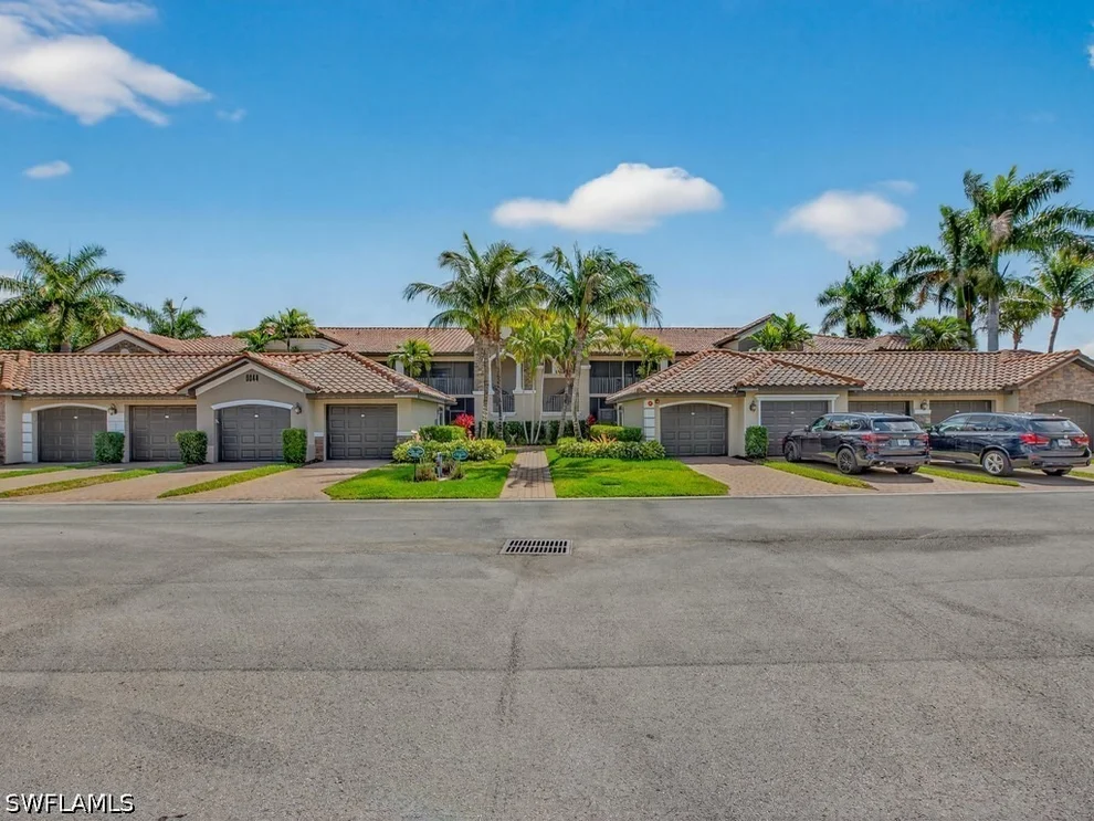 Unit for sale at 9844 Venezia Circle E, Naples, FL 34113