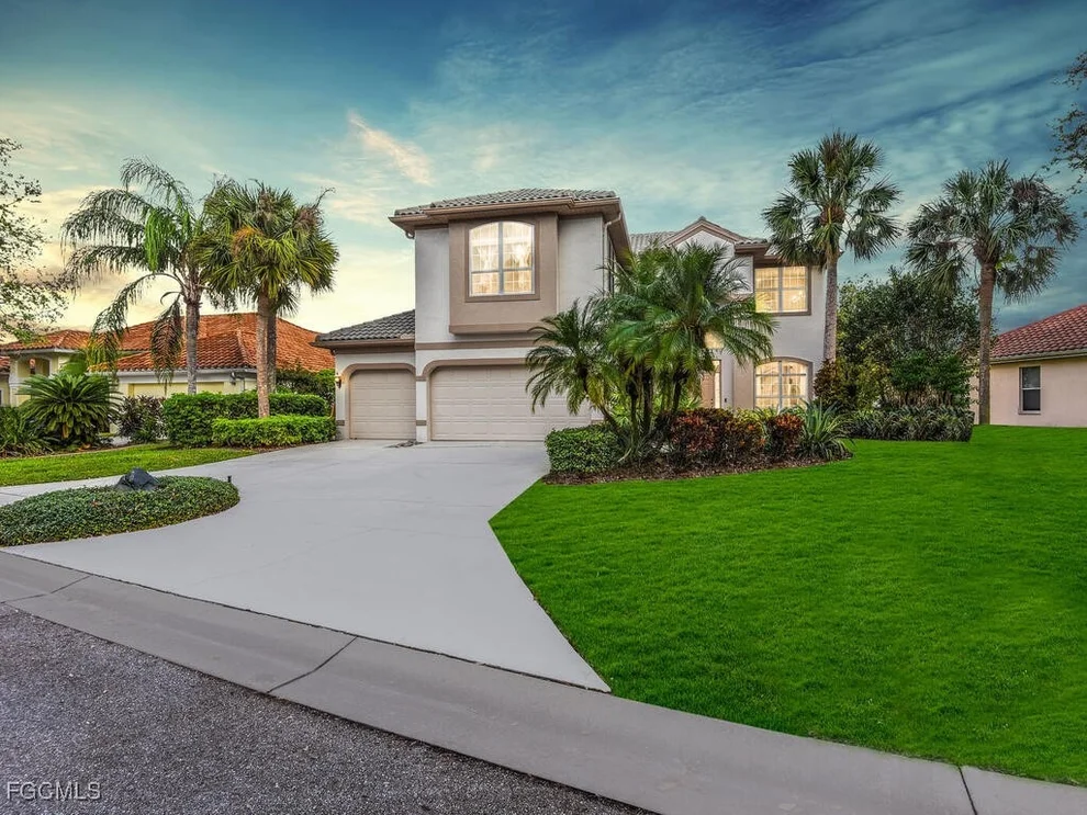 Unit for sale at 11771 Pinewood Lakes Drive, Fort Myers, FL 33913