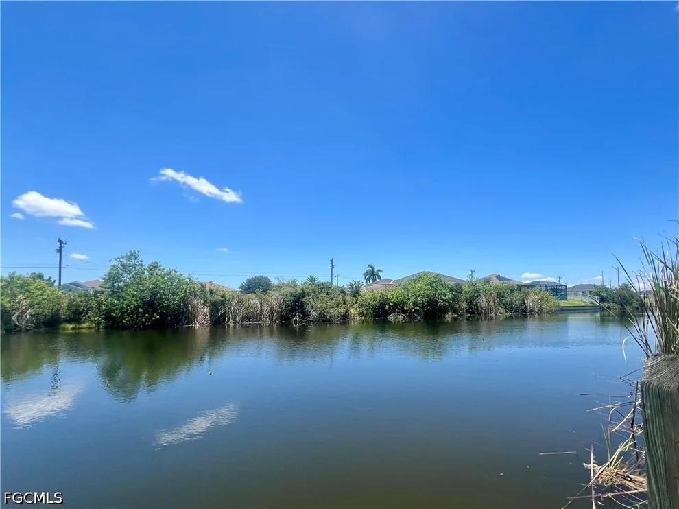 Unit for sale at 2208 NE 6th Avenue, Cape Coral, FL 33909