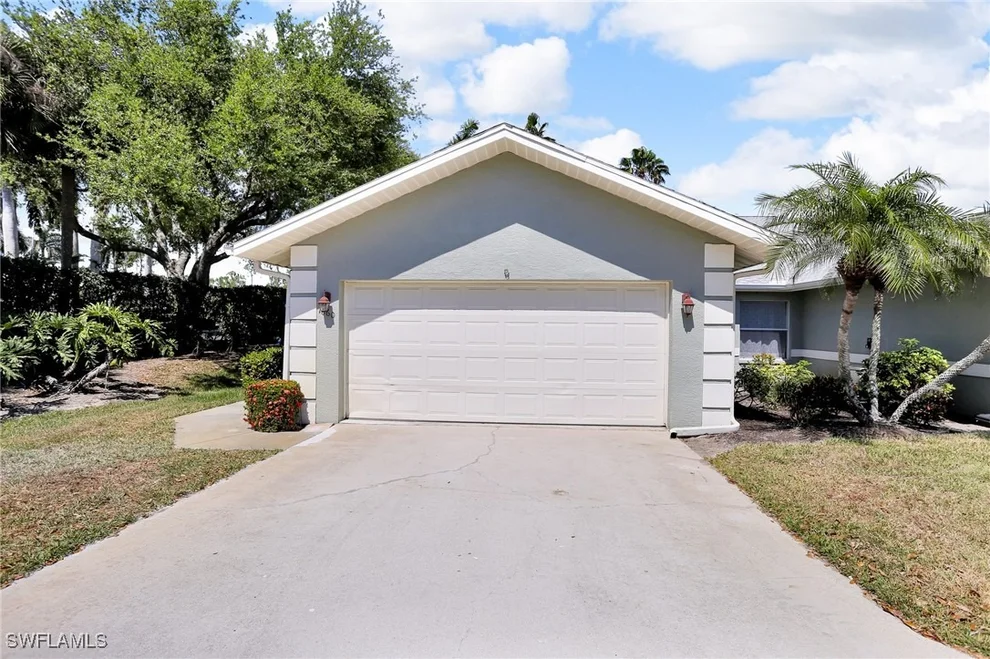 1660 Royal Circle