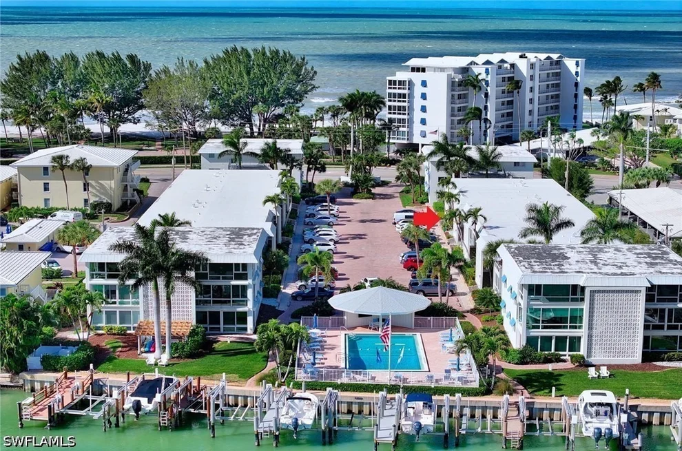 Unit for sale at 2100 Gulf Shore Boulevard N, Naples, FL 34102