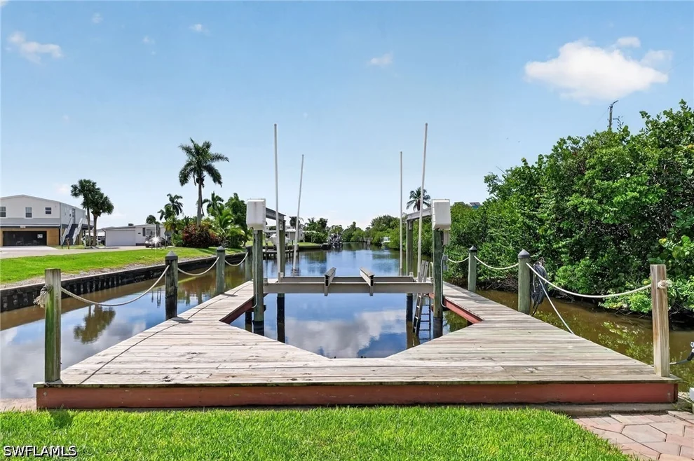 Unit for sale at 17520 Azalea Lane, Fort Myers Beach, FL 33931