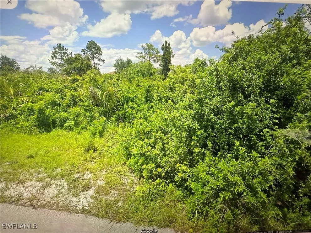 Unit for sale at 2802 65th Street W, Lehigh Acres, FL 33971