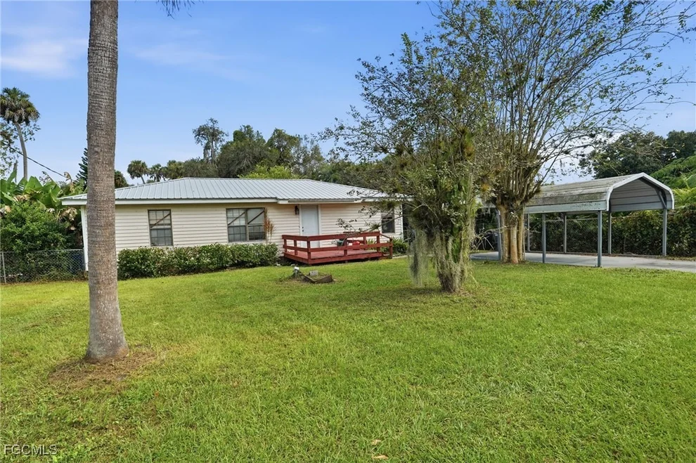 Unit for sale at 868 Avalon Avenue, Labelle, FL 33935