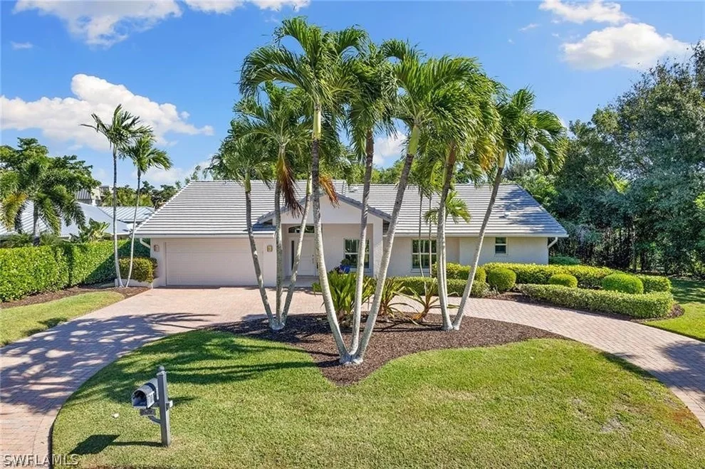 Unit for sale at 3720 Parkview Way, Naples, FL 34103
