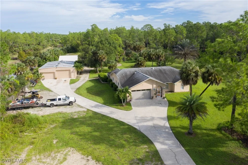 Unit for sale at 1333 20th Avenue NE, Naples, FL 34120