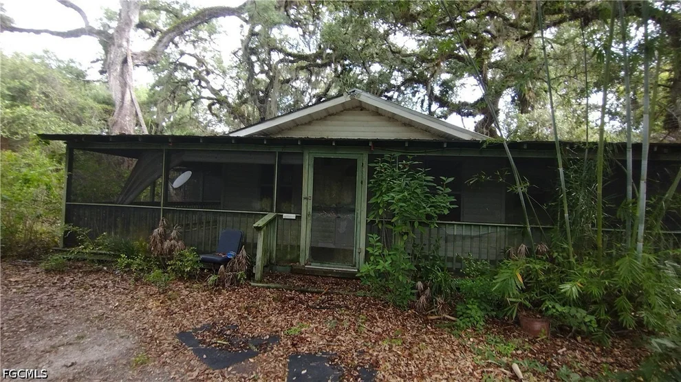 Unit for sale at 1469 Coffee Mill Hammock Road, Moore Haven, FL 33471