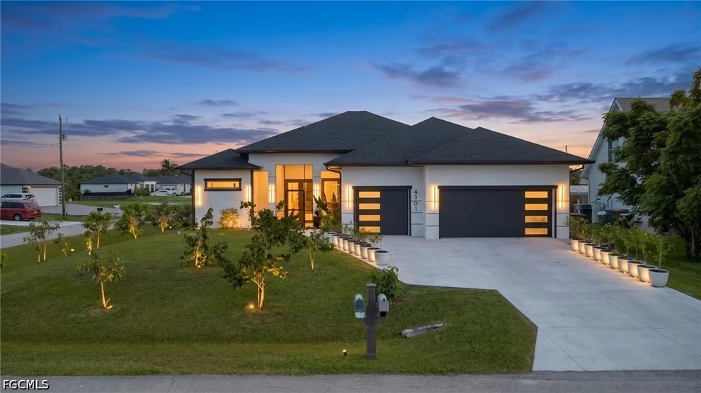 Unit for sale at 4301 10th Street W, Lehigh Acres, FL 33971
