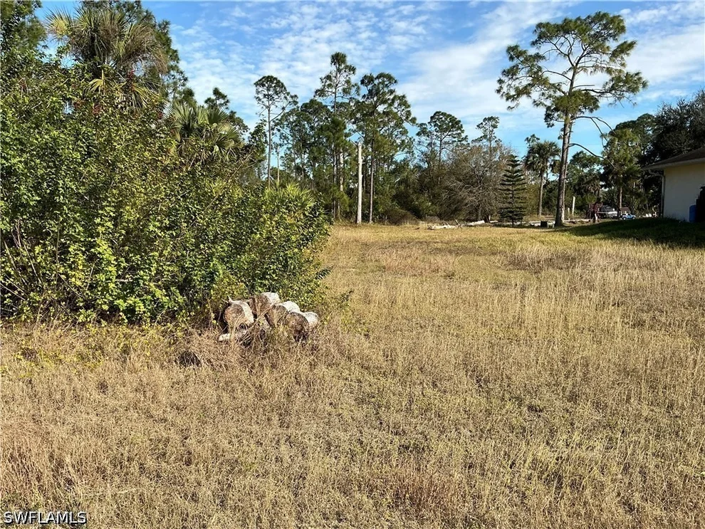 Unit for sale at 745 Oro Avenue S, Lehigh Acres, FL 33974
