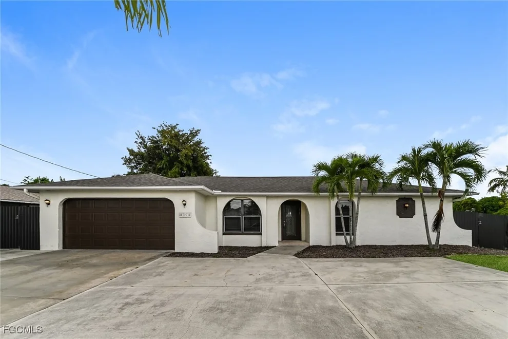 Unit for sale at 1304 SE 19th Street, Cape Coral, FL 33990