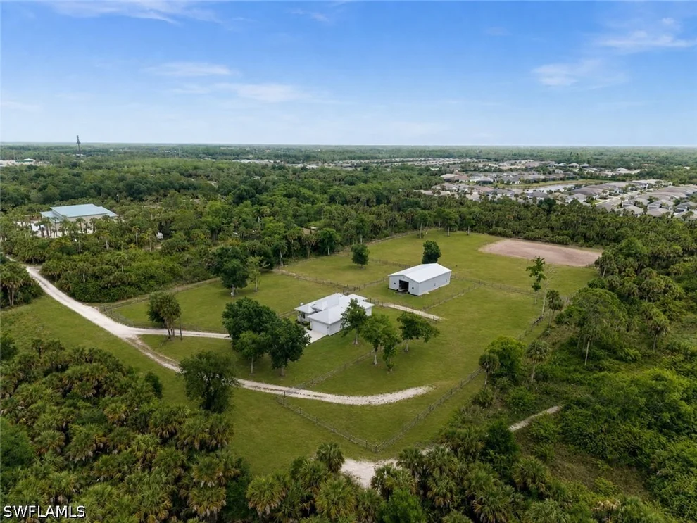 Unit for sale at 1960 Moulder Drive, Naples, FL 34120