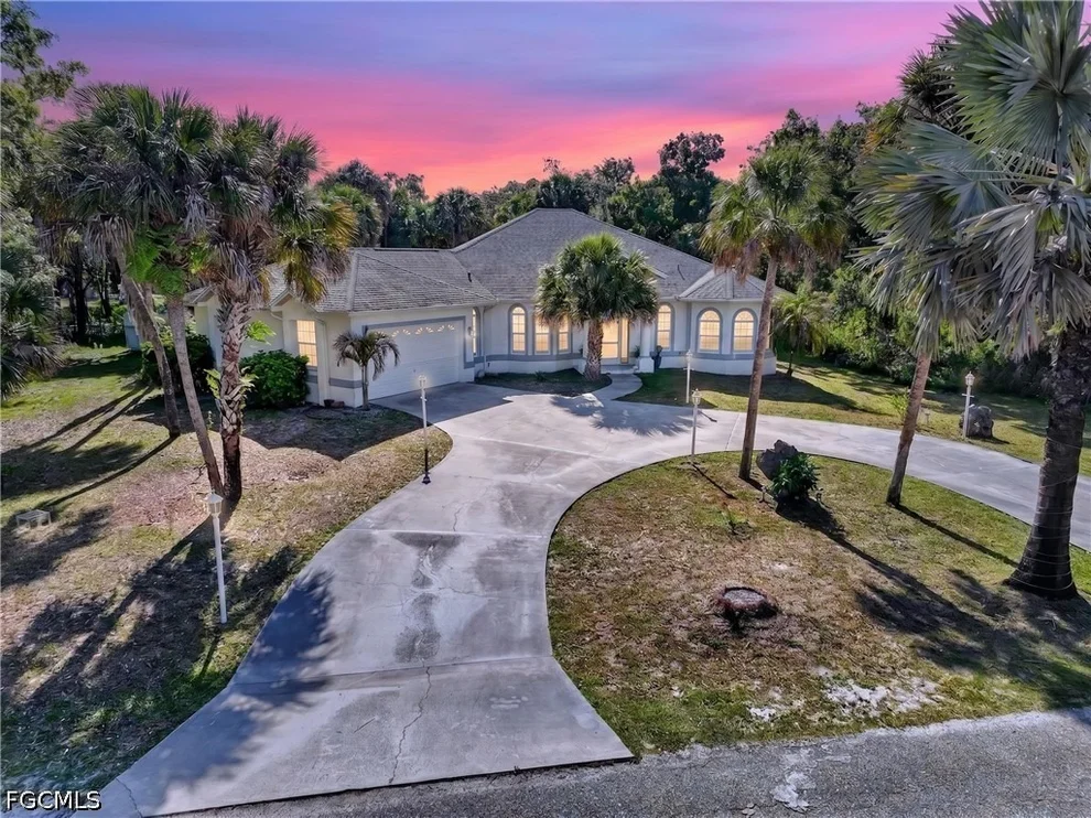 Unit for sale at 519 Prospect Avenue, Lehigh Acres, FL 33972
