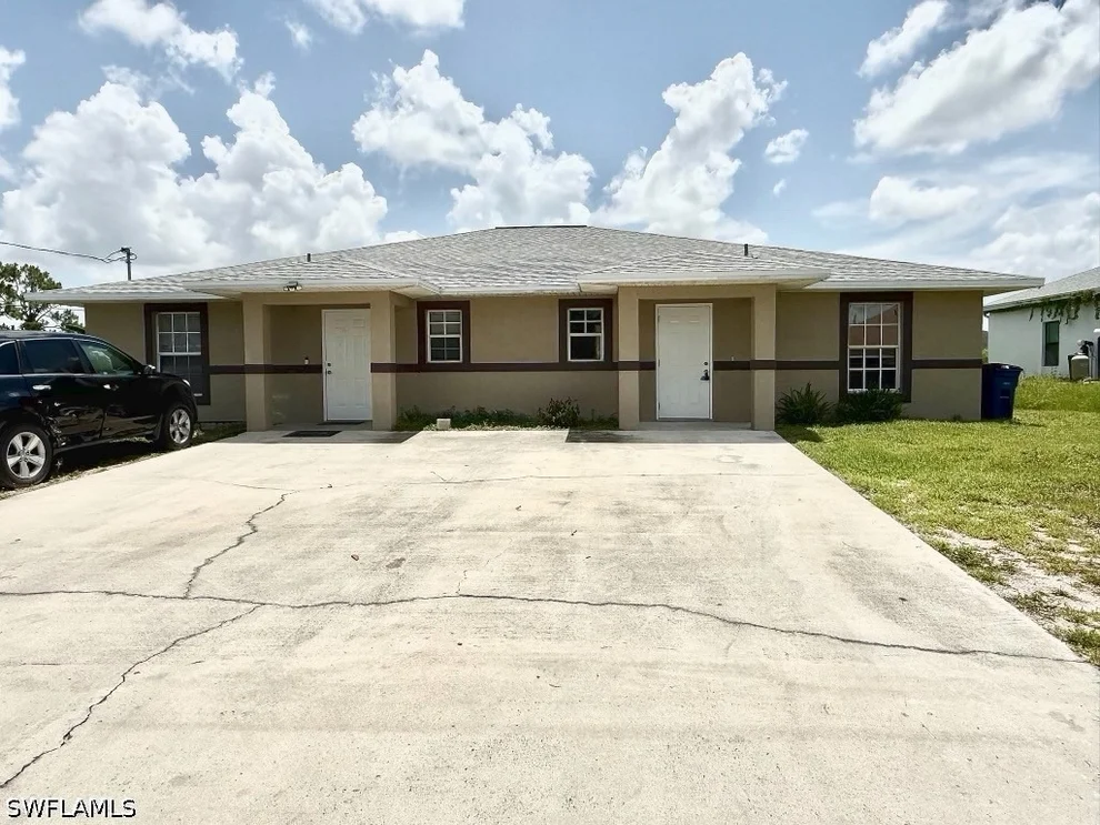 Unit for sale at 305-307 Homer Avenue S, Lehigh Acres, FL 33973