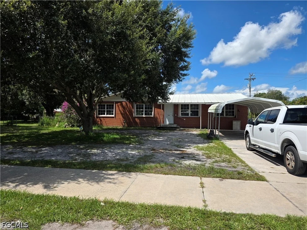 Unit for sale at 615 New Market Road W, Immokalee, FL 34142