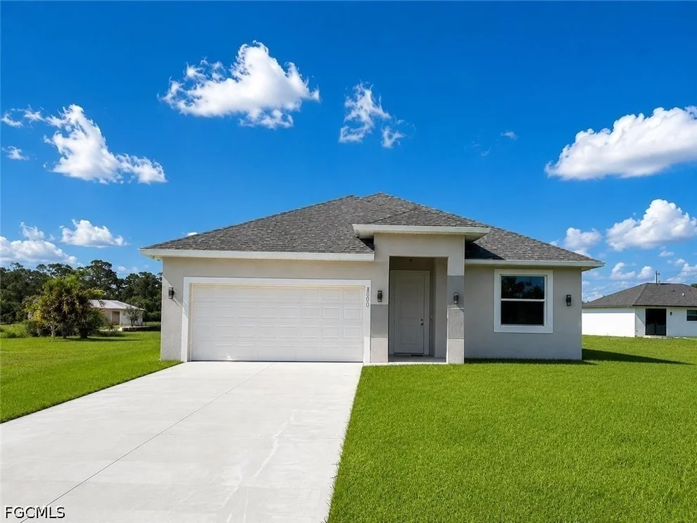 Unit for sale at 8006 Buttercup Circle, Labelle, FL 33935